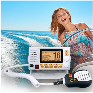 Uniden UM725 Marine Radio